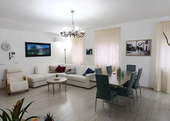 Διαμέρισμα Maison *